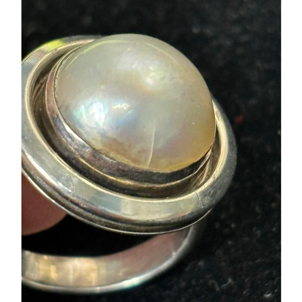 DAMAGED-Artie Yellowhorse Navajo Sterling Silver Mabe Pearl Ring Size 9 #64589 - Picture 2 of 12